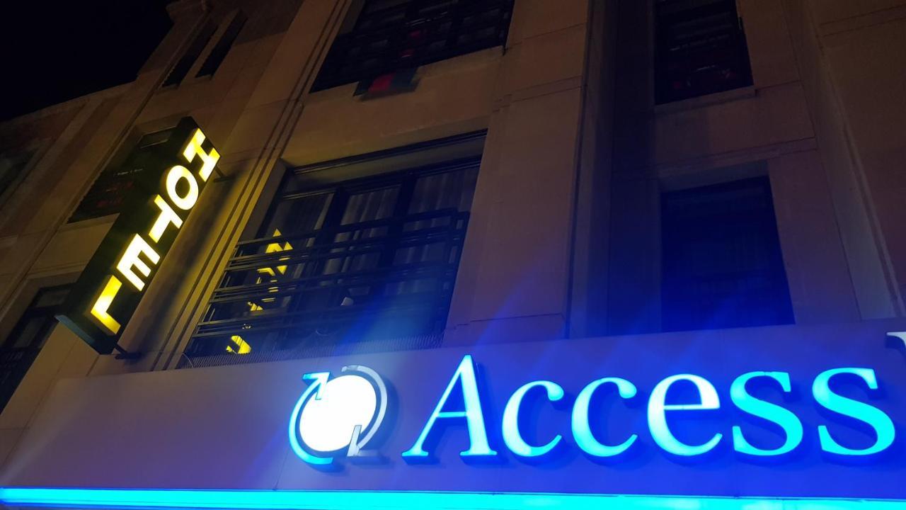 Access Hotel Baku Bagian luar foto